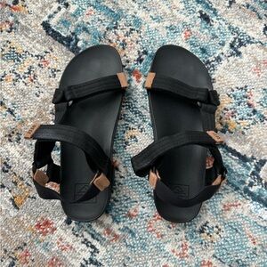 Reef Sandals, black